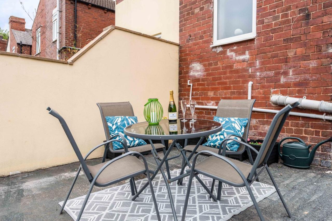 Hopetown Apartment-Modern 1 Bed With Free Parking Normanton  Exterior photo